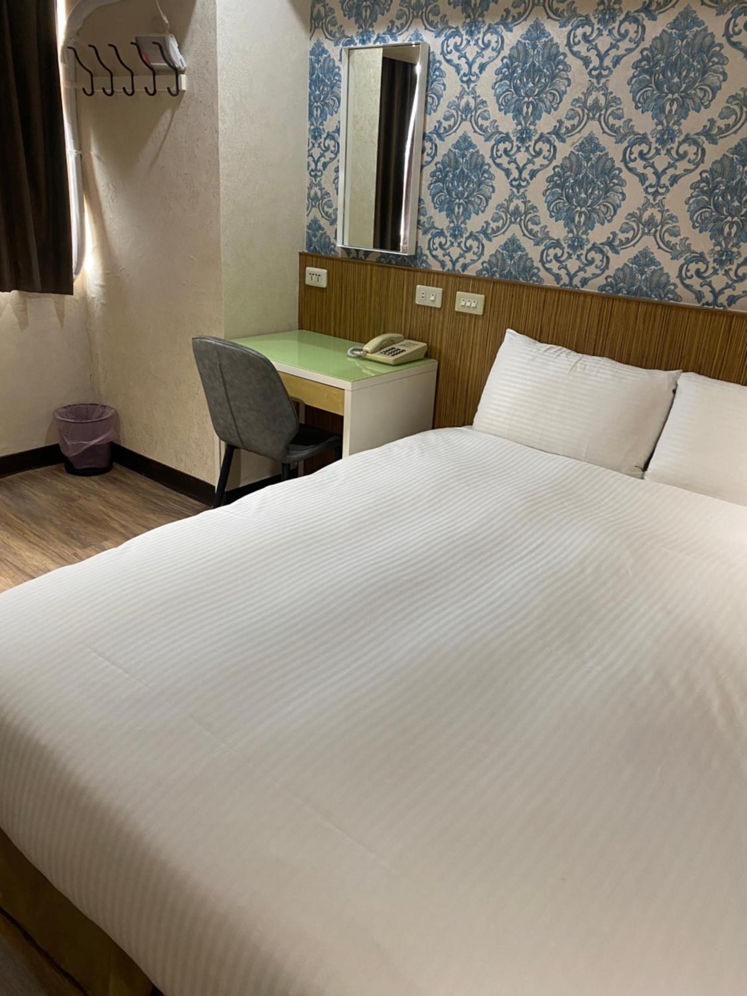Taipei Toy Hotel Bagian luar foto